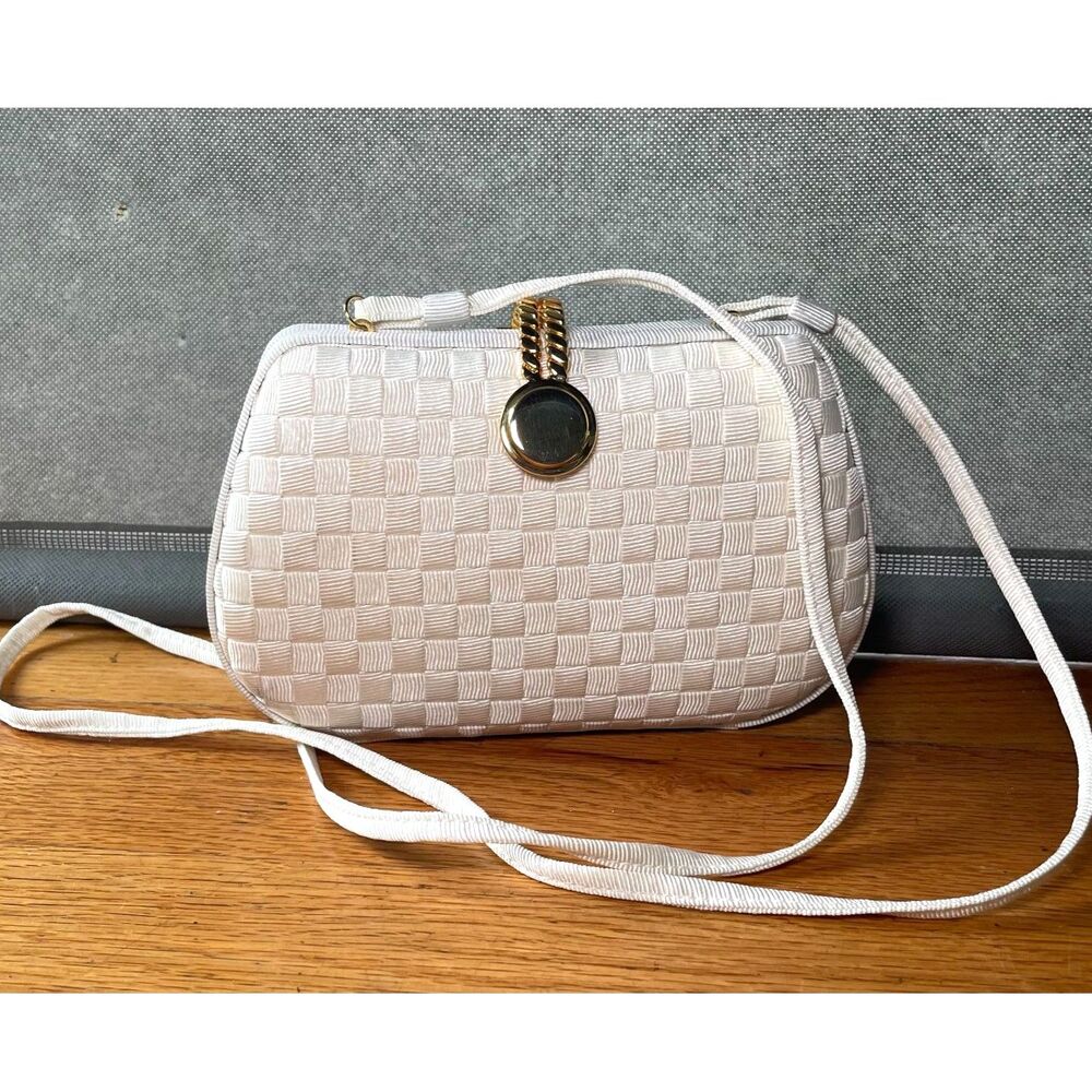 Vintage Talbots White Woven Frame Evening Bag Gold Tone Clasp Removable Strap